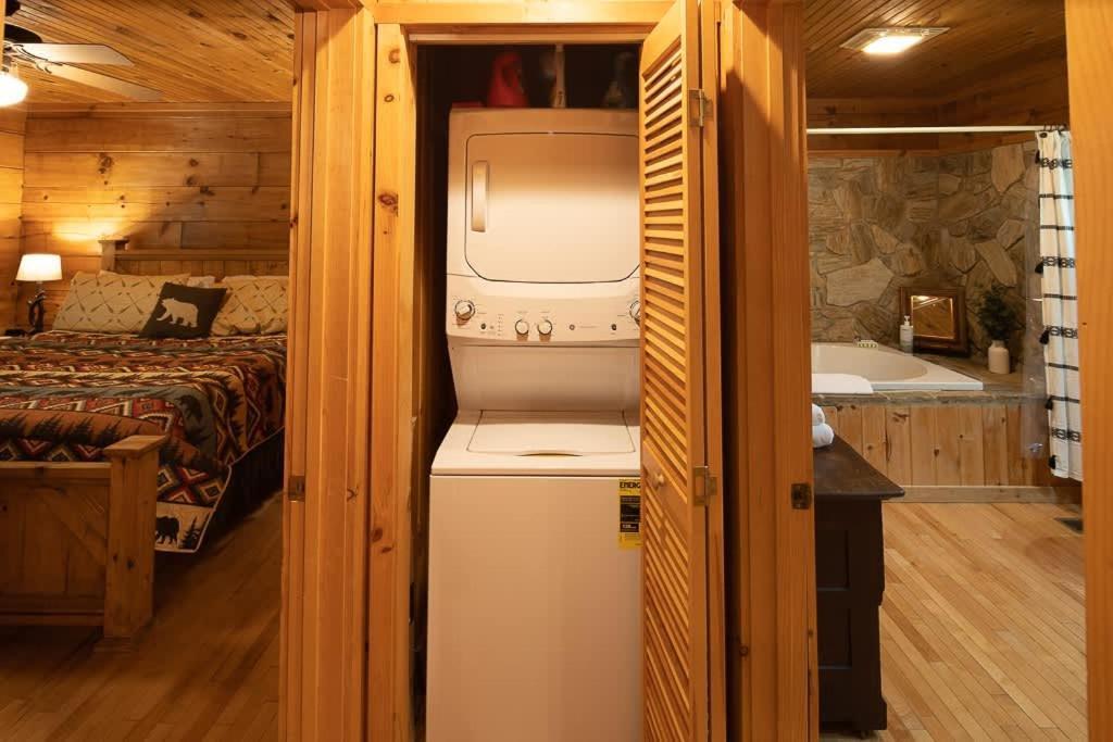 Cozy 'Grey Fox' Cabin Between Boone & Blowing Rock Exterior photo