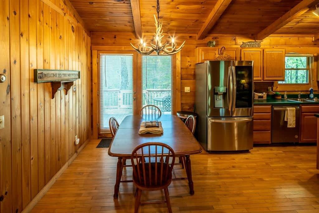 Cozy 'Grey Fox' Cabin Between Boone & Blowing Rock Exterior photo
