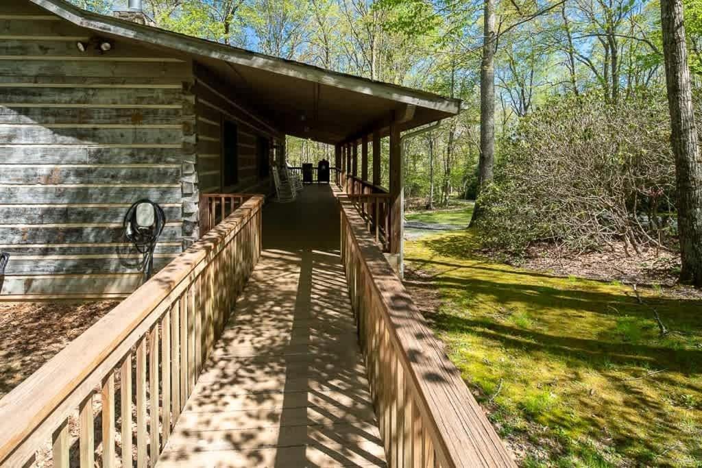 Cozy 'Grey Fox' Cabin Between Boone & Blowing Rock Exterior photo